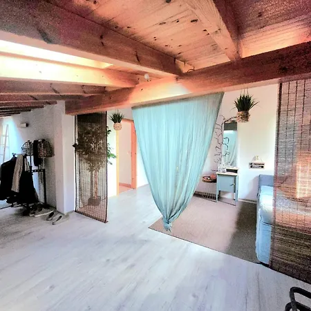 Oku Country Loft Kwatera prywatna